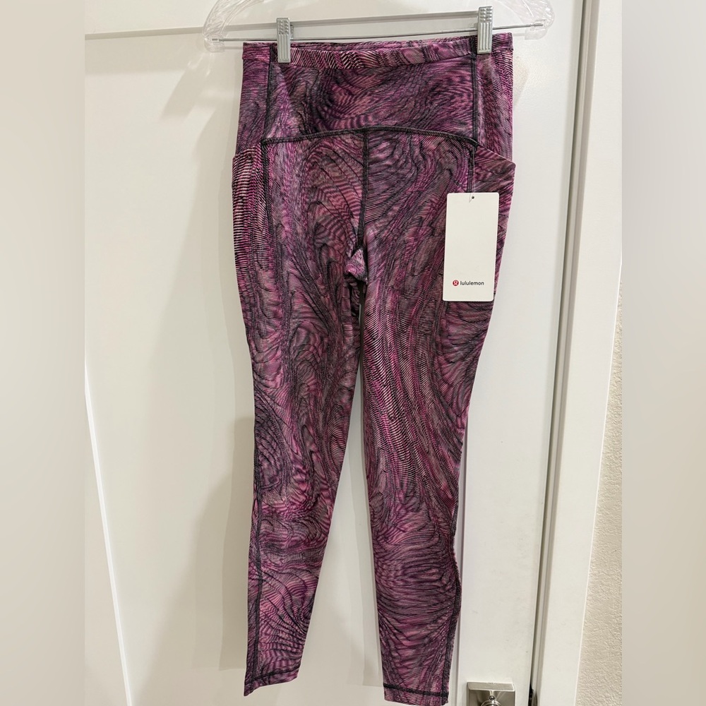 Lululemon Pink and Black Patterned Leggings New with tags.